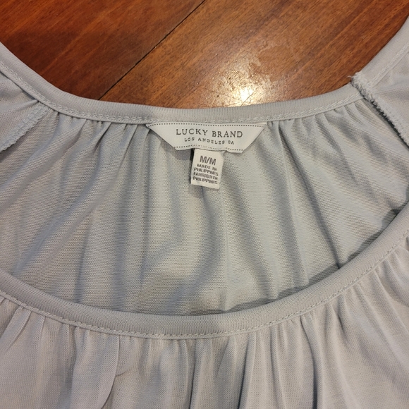 Lucky Brand light blue flutter sleeve top medium - Picture 5 of 5